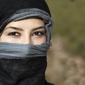 PPE POLL of the WEEK (Week 9): THE FRENCH HEADSCARF BAN